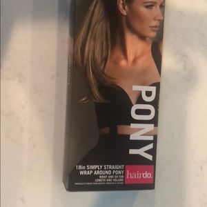 Hairdo 18 inch simply straight wrap around pony